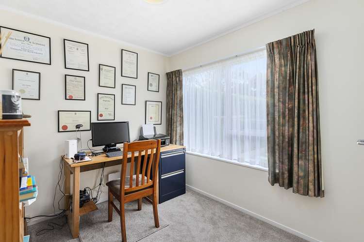 11 John Witton Drive Crofton Downs_7