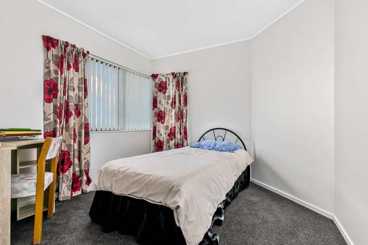 8 Imelda Road Te Atatu Peninsula_5