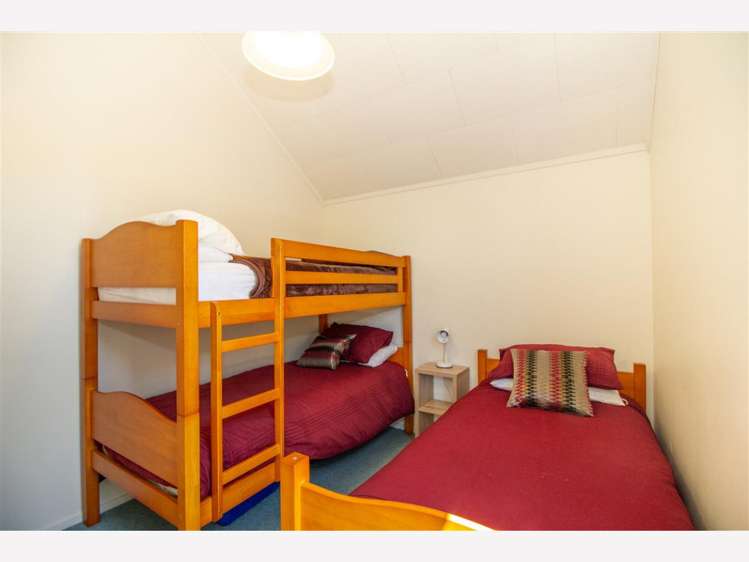 15 Tawa Street Ohakune_9