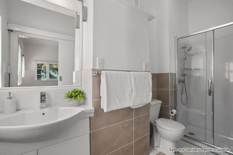 3175 Great North Road New Lynn_14