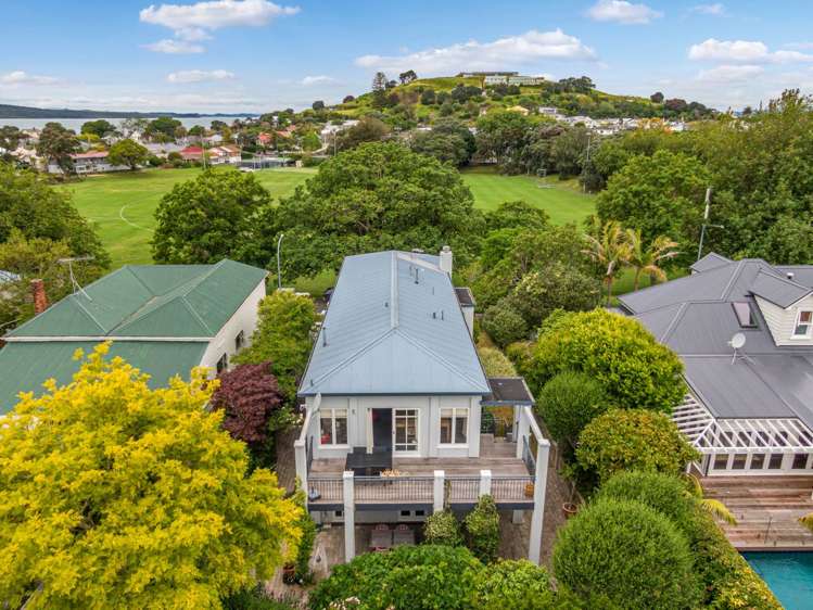 15 Cambridge Terrace Devonport_18