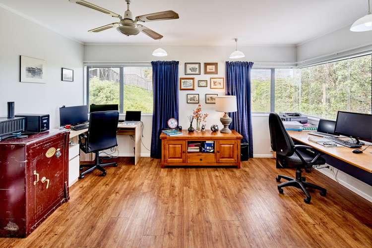 18 Te Pari Pari Road Pukerua Bay_8