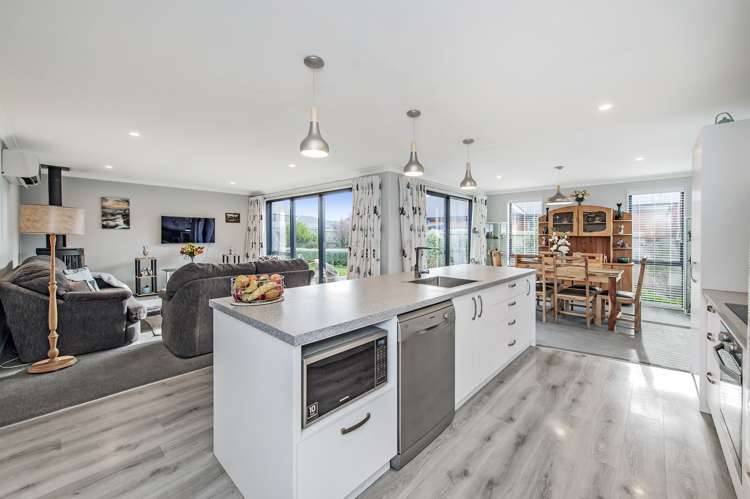 24 Walter Place Kirwee_10