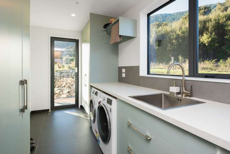 13 Tai Close Kaiuma Bay_10