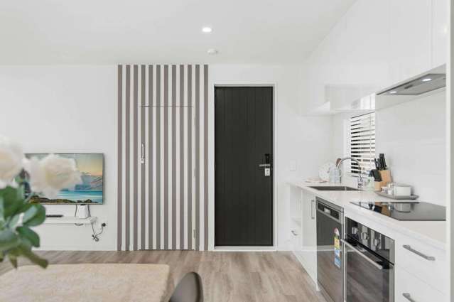 2/58 Division Street Riccarton_4