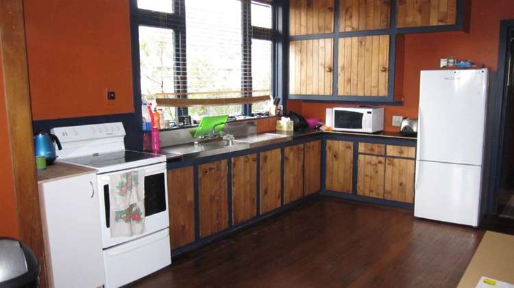 12 Stewart Street Waimangaroa_1