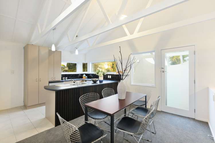 6 Finn Place Totara Vale_18