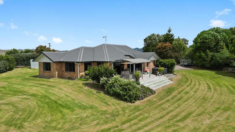 104 Bell Road Whatawhata_33