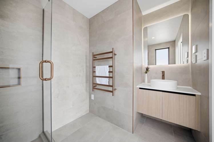 5 Weir Lane Oteha_17