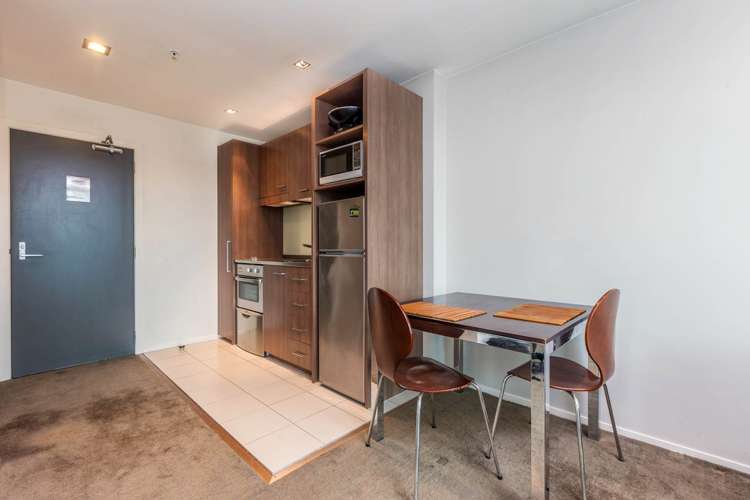 303/85 Beach Road Auckland Central_5