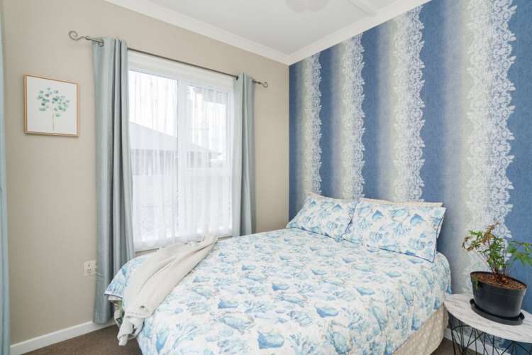 541 Tweed Street Newfield_12