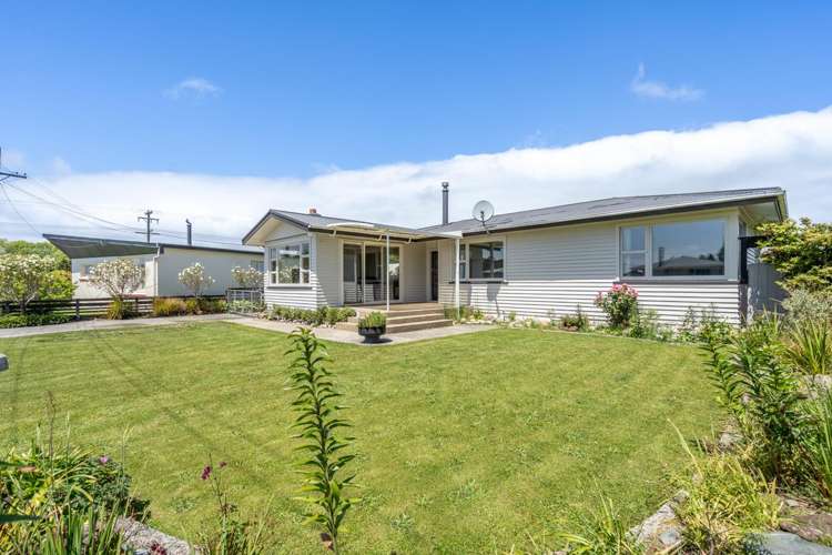 3 Carlyle Street Tuatapere_1