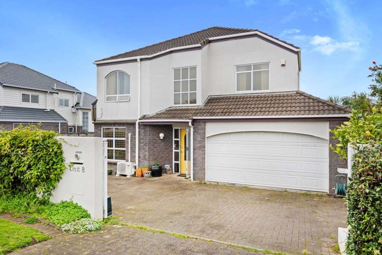 8/50 Cook Street Howick_20