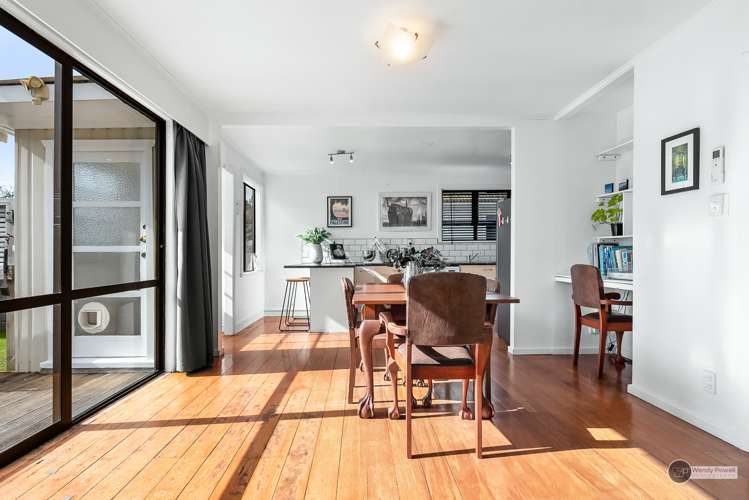 61 Shearer Crescent Naenae_9