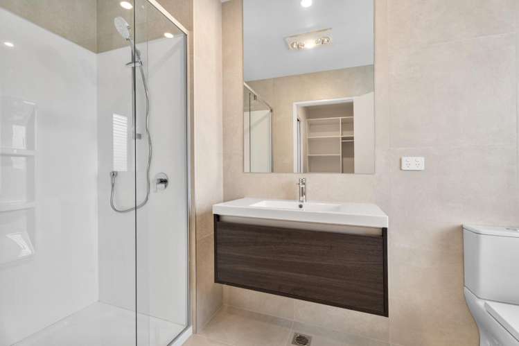 18 Kanae Drive 1640_11