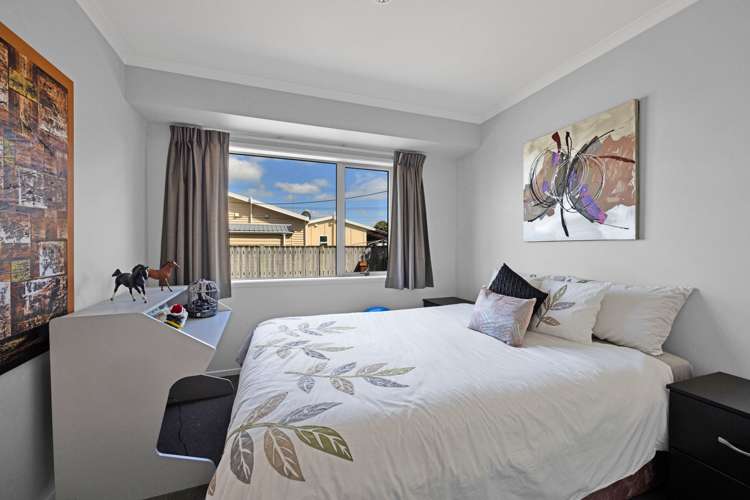 90 Reid Avenue Hawera_6