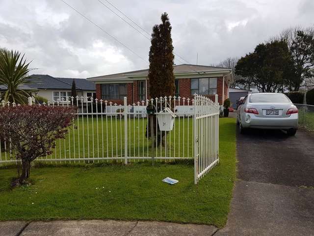 14 Malcolm Place Mangere East_1