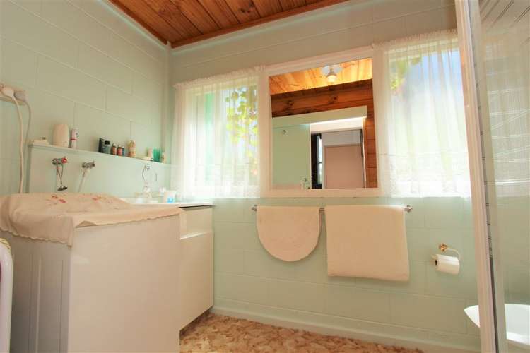 305 Grafton Road Thames_20