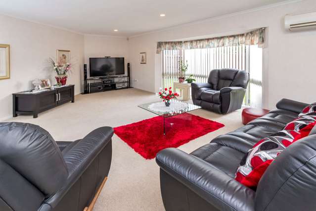 33 Headcorn Place Botany Downs_3