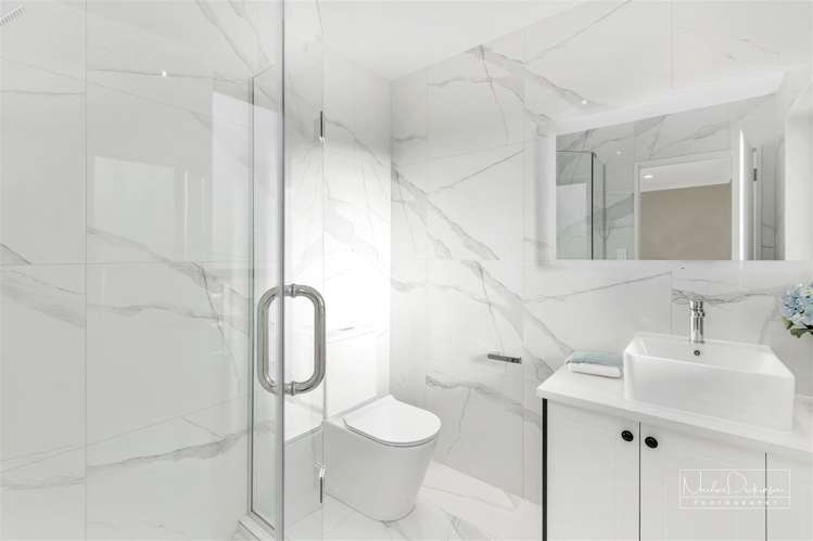 16 Aklander Rise Flat Bush_24