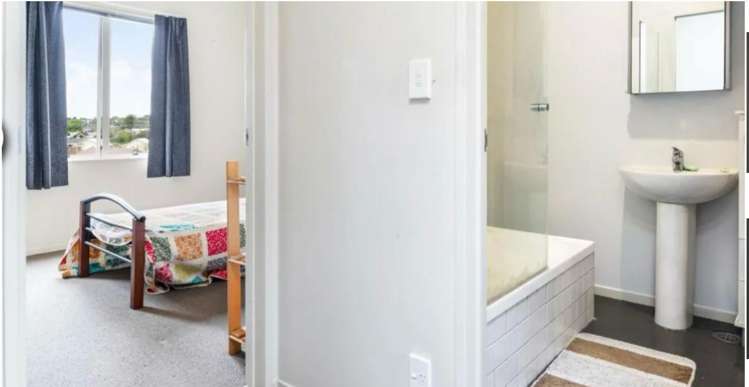 49 Albionvale Road Glen Eden_7