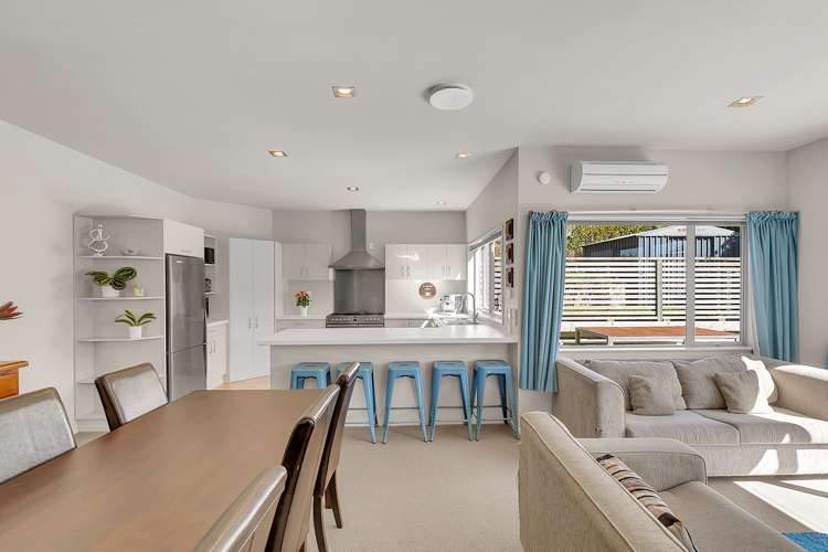 36 Tongariro Drive Aotea_1