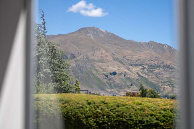 17 Hunter Crescent Wanaka_10