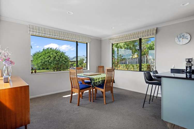 15 Kingsford Drive Stoke_7