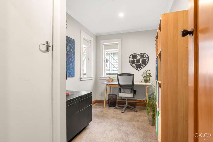 39 Cudby Street Woburn_13