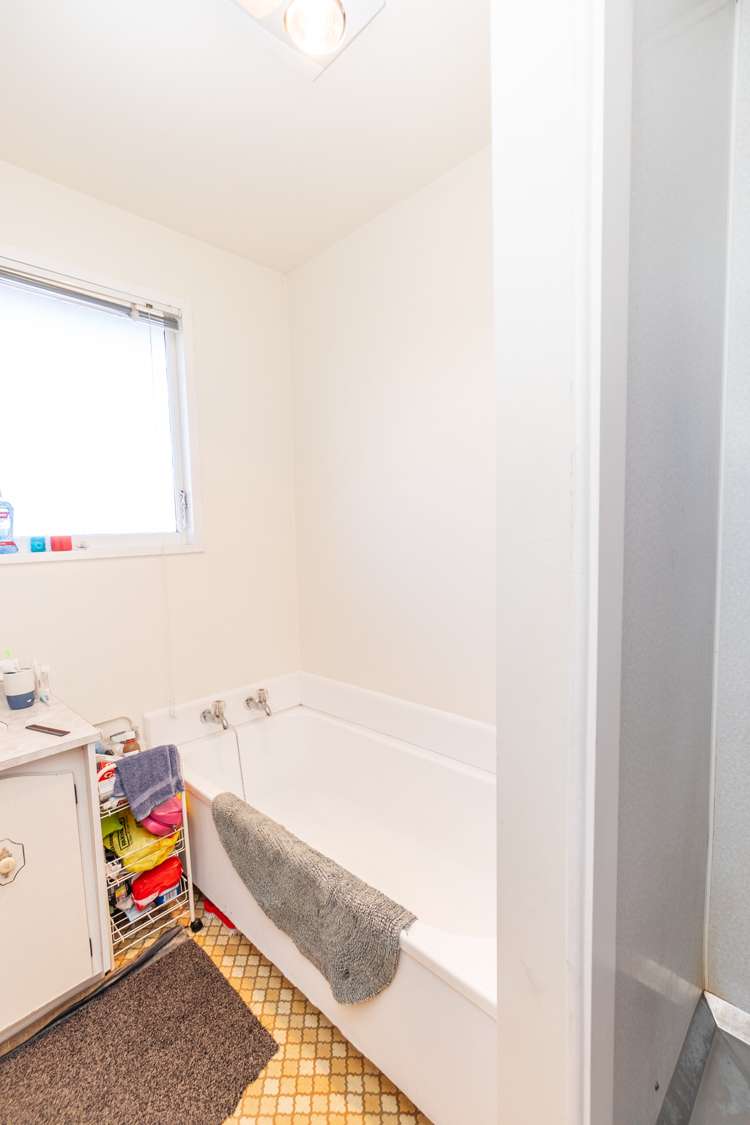 2/245 Waterloo Road Hornby_7