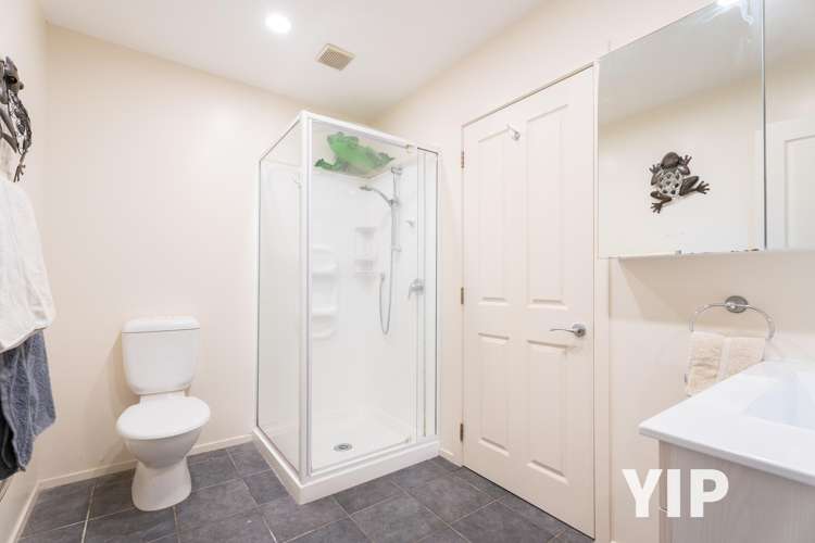 67 Kentwood Drive Woodridge_11
