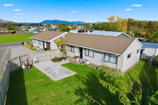 Investment Opportunity-2 Units on a Freehold Title