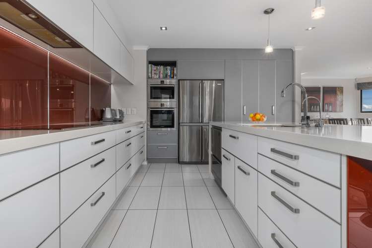 143 Eskdale Road Papakowhai_1