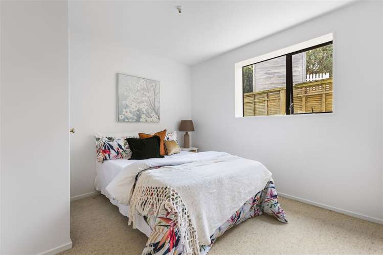 7 Kaanapali Place Wattle Downs_19