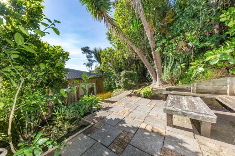 119 Seaview Road Piha_14