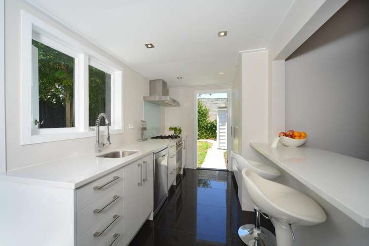 11 Raleigh Street Mount Eden_2