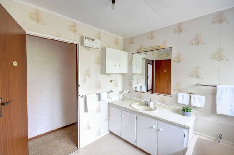 68 High Street Mosgiel_15