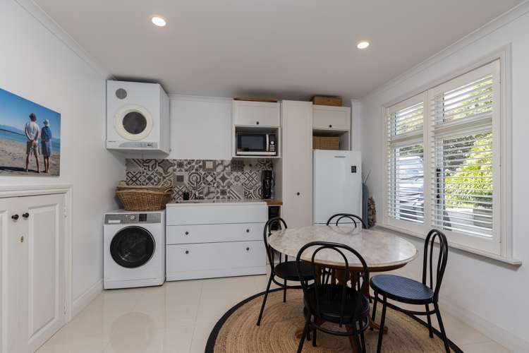 8 Victoria Road Stepneyville_16