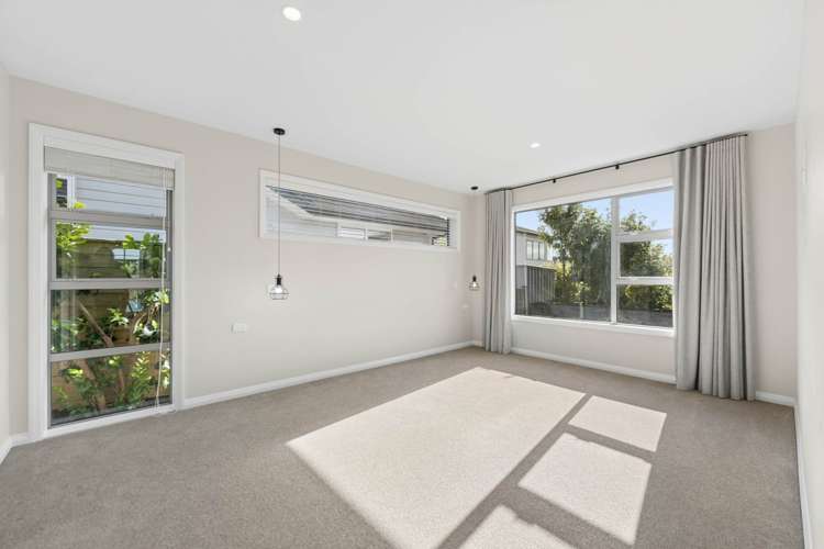 2 Colonial Drive Millwater_14