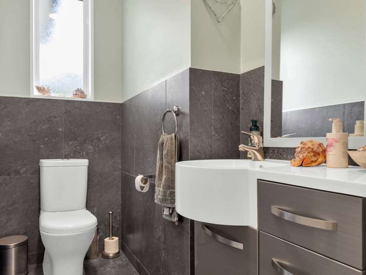 61 Eastwood Rise Waimairi Beach_28