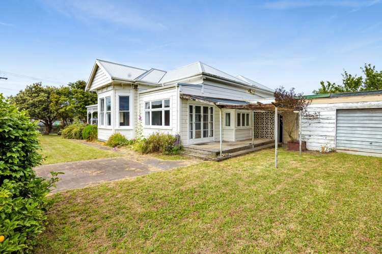 14 Albany Street Patea_23