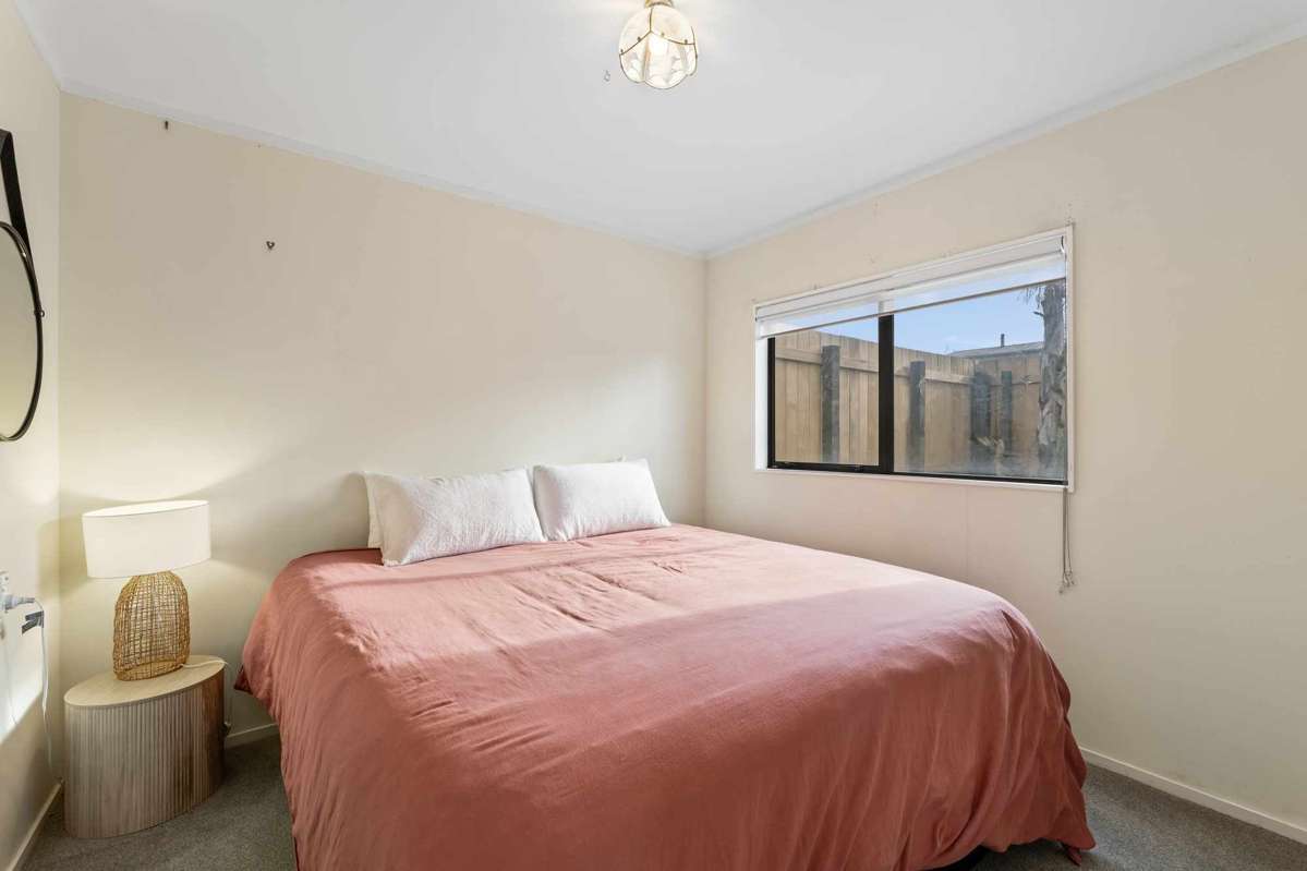 196 Pukehina Parade_4