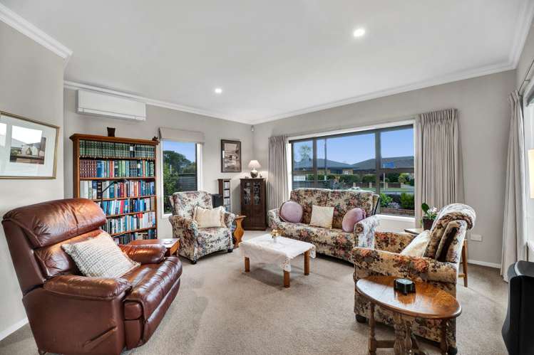 2 Manurau Crescent Merrilands_9