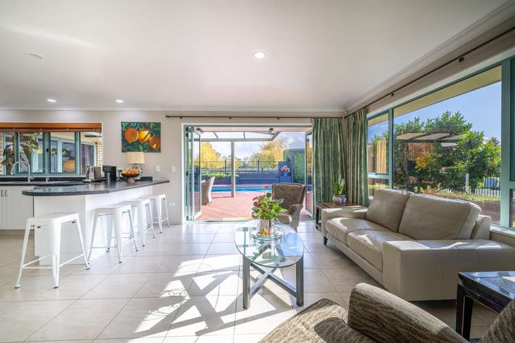 204 Racecourse Road_5