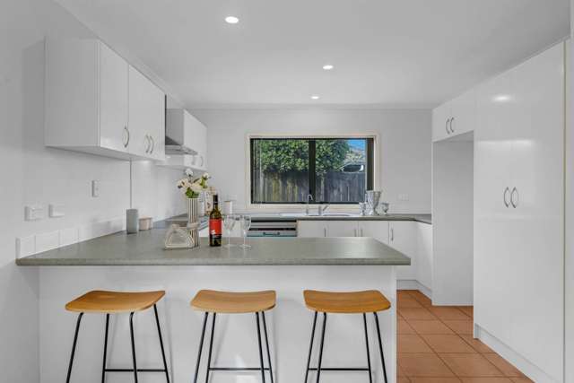 8 Waimarino Road Weymouth_2