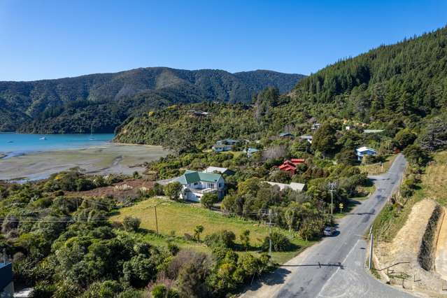 571 Port Underwood Road Whatamango Bay_1