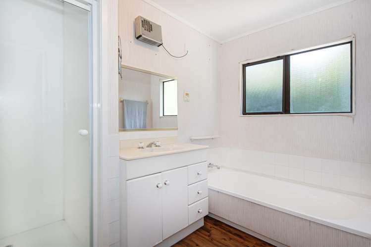 248 Beach Road Onerahi_14