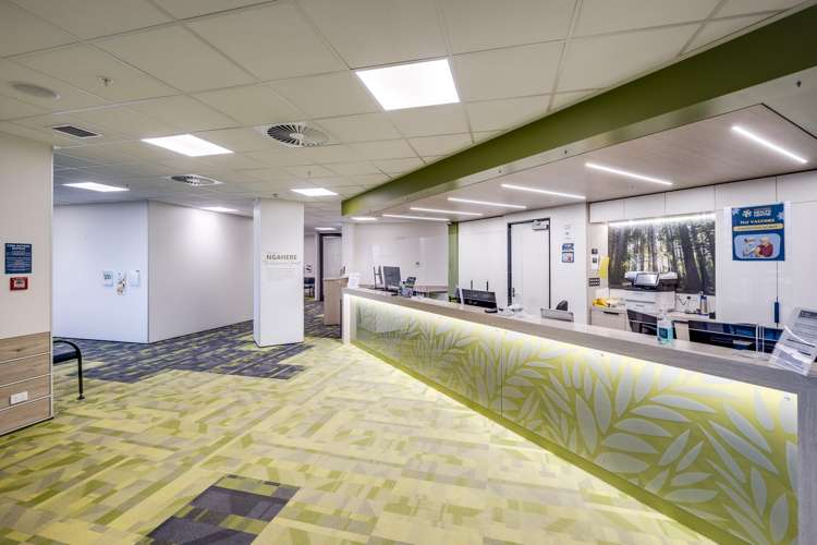 406-410 King Street North Hastings_4