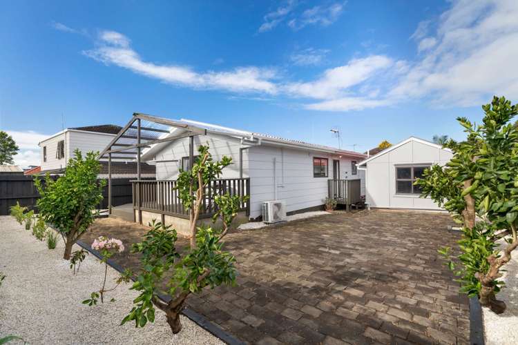 2/143 May Road Mount Roskill_17