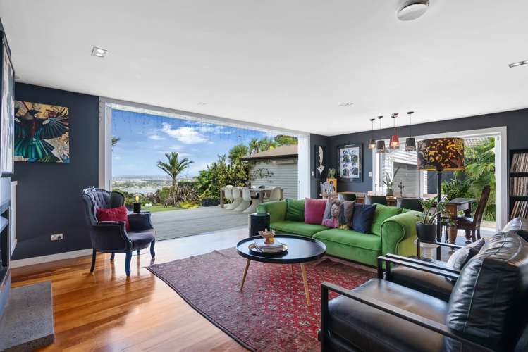 11 Chatham Avenue Paremoremo_9